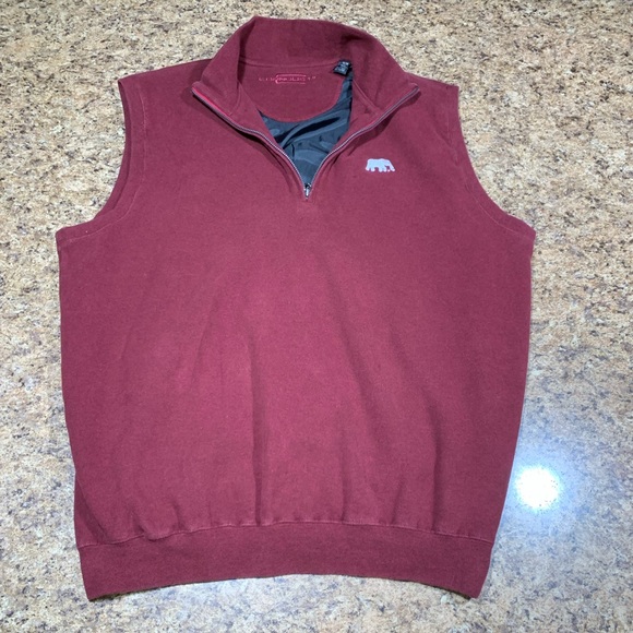 EUC Carnoustie Golf Vest Maroon With Elephant Medium - Picture 1 of 6